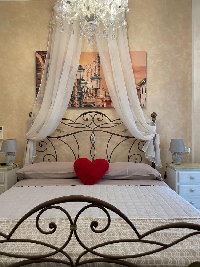 Residenza Elisabetta Hotel Verona Bagian luar foto